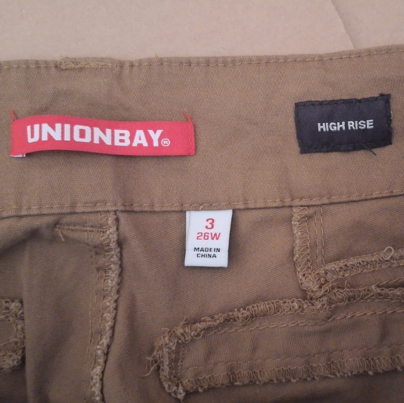 NWT Juniors' Unionbay Jordana Belted Cargo Pants - Picture 6 of 7